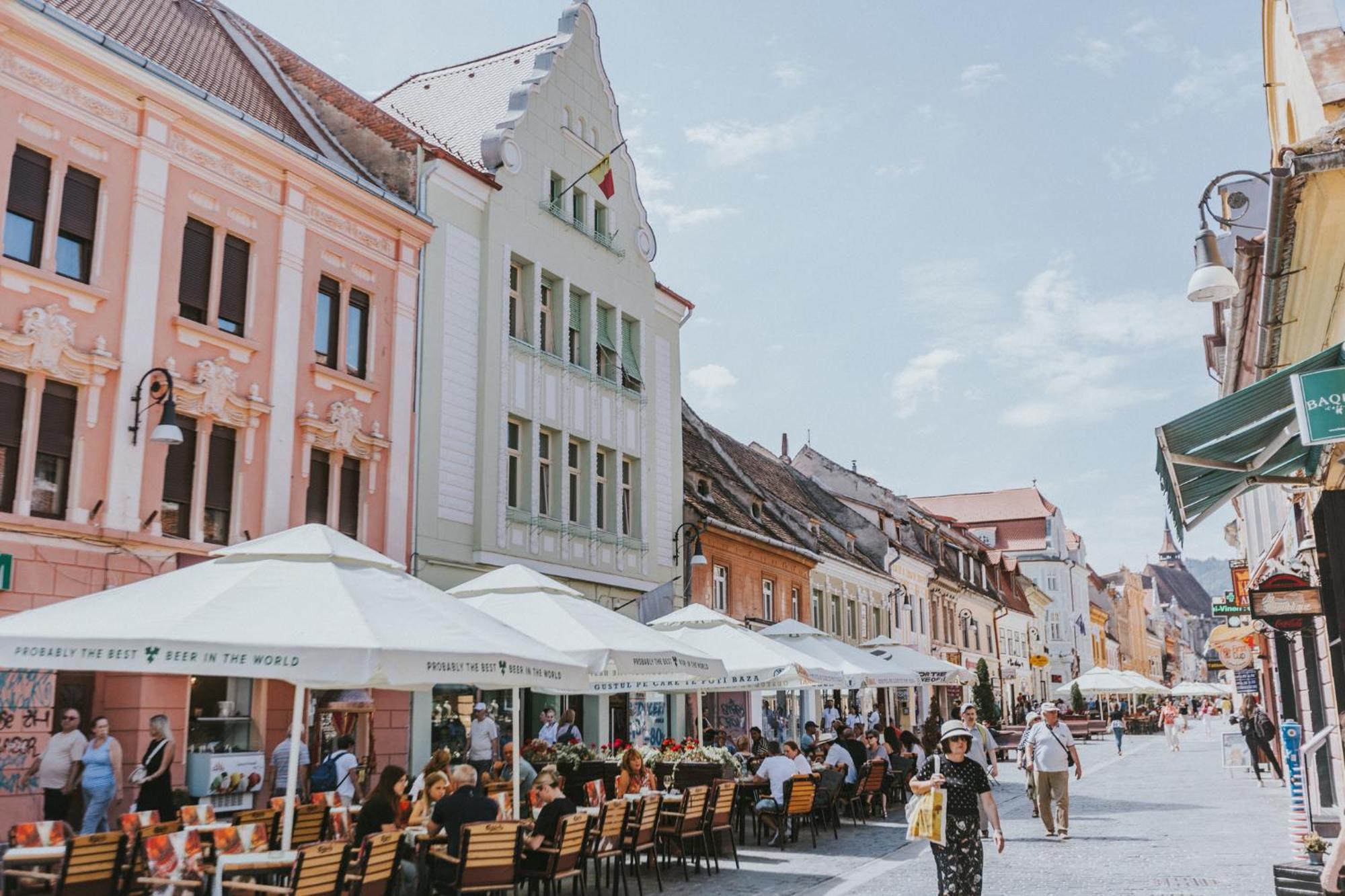 Locart -Cozy Downtown Apartment, Near Black Church With Free Wi-Fi Brașov Exterior foto